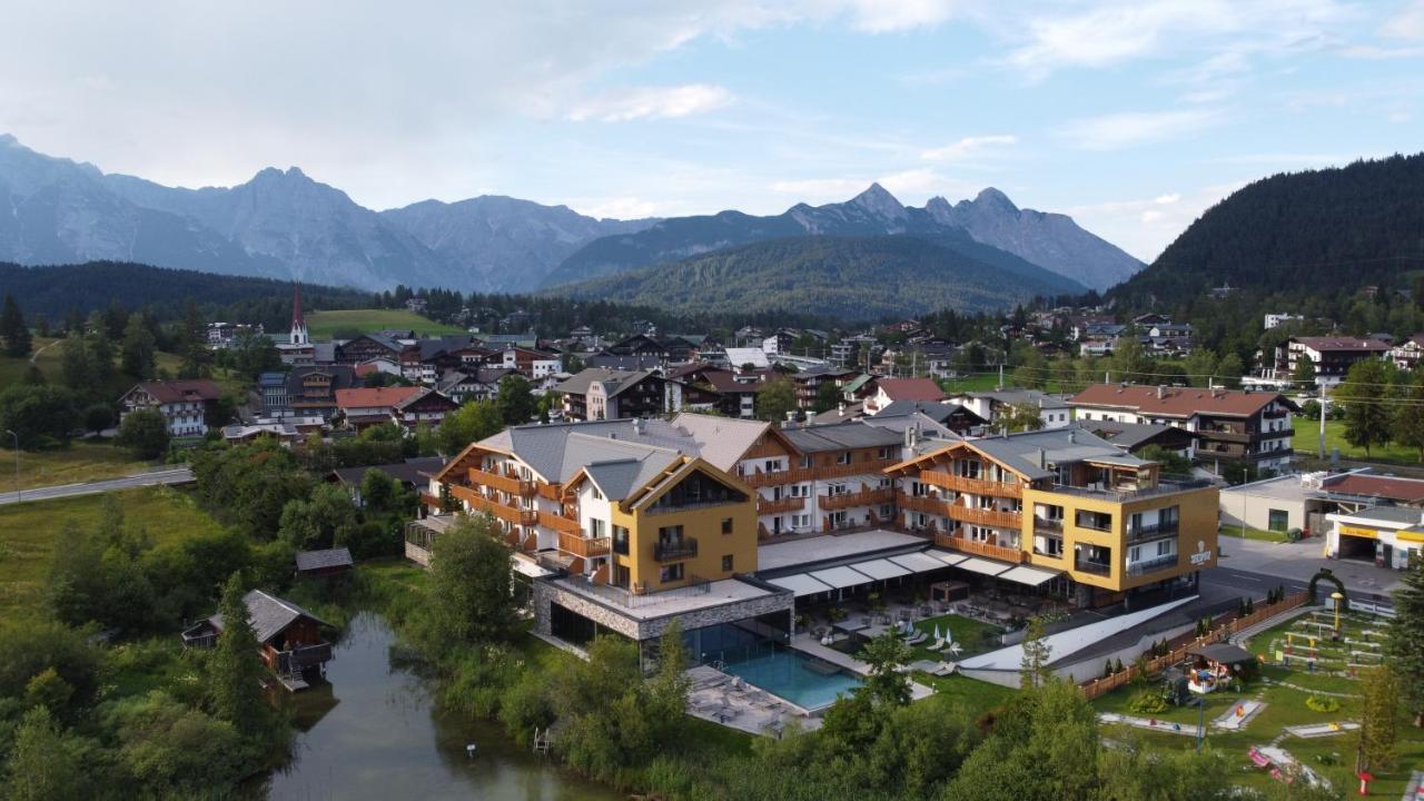 Hotel Seespitz Superior - Adults Only ゼーフェルト・イン・チロル エクステリア 写真