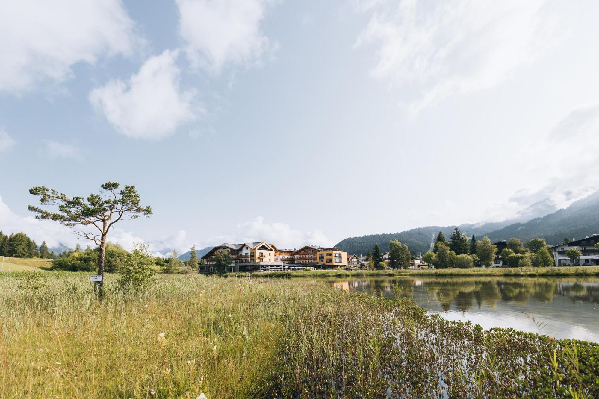 Hotel Seespitz Superior - Adults Only ゼーフェルト・イン・チロル エクステリア 写真