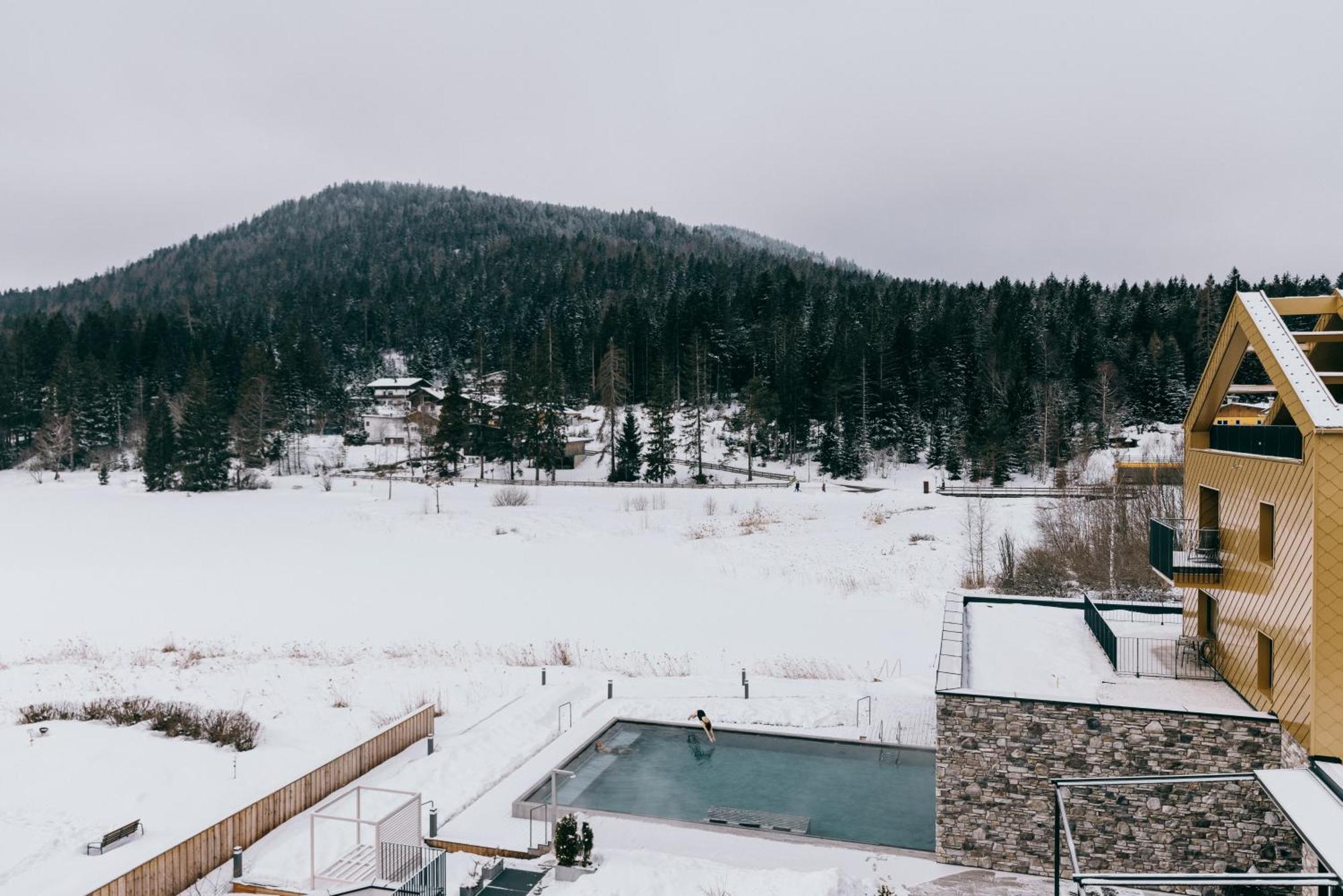 Hotel Seespitz Superior - Adults Only ゼーフェルト・イン・チロル エクステリア 写真