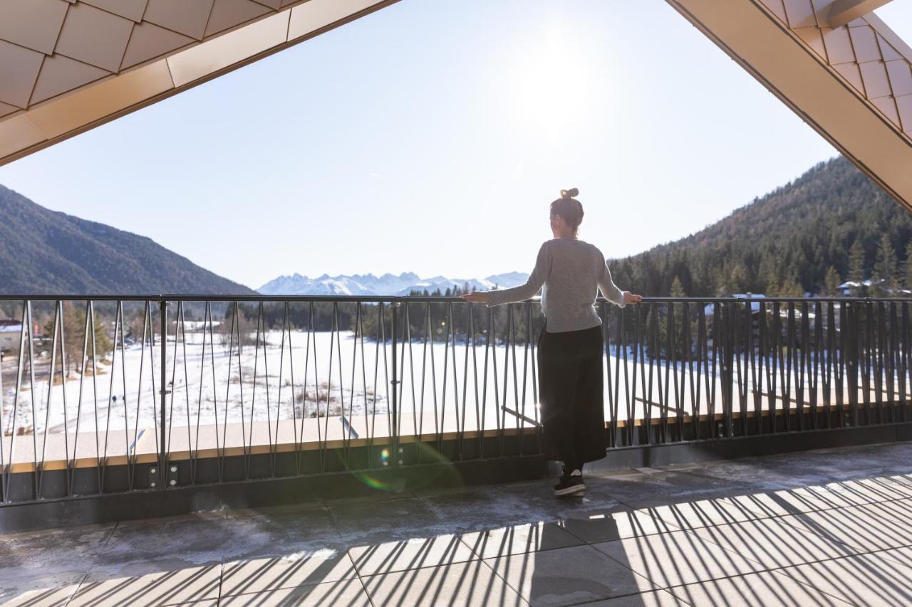 Hotel Seespitz Superior - Adults Only ゼーフェルト・イン・チロル エクステリア 写真